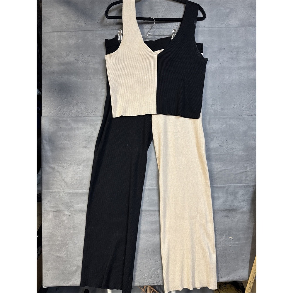 BCBG black-and-cream split-color ribbed knit co-ord set Wide Leg Pants Tank XL